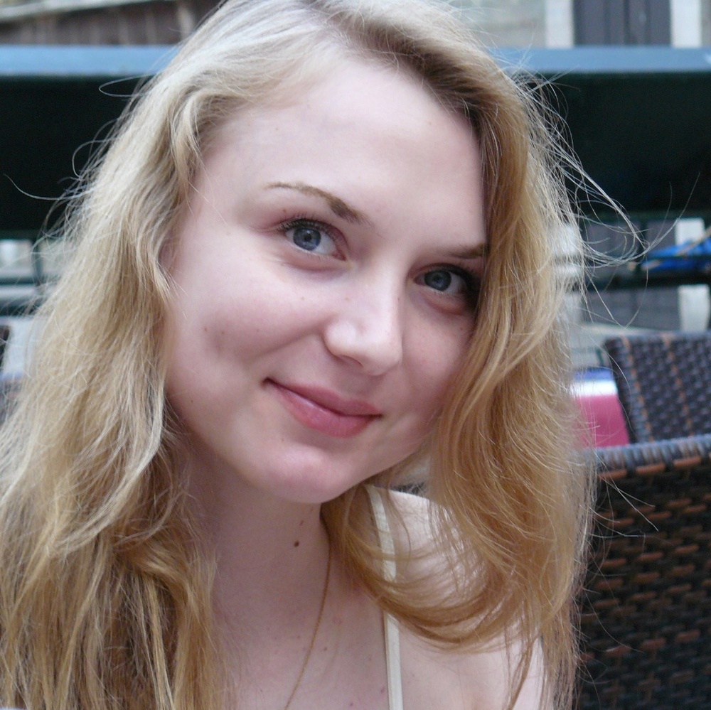 Meet your Posher, Elaine